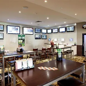 Hotel Nightcap At Edge Hill Tavern