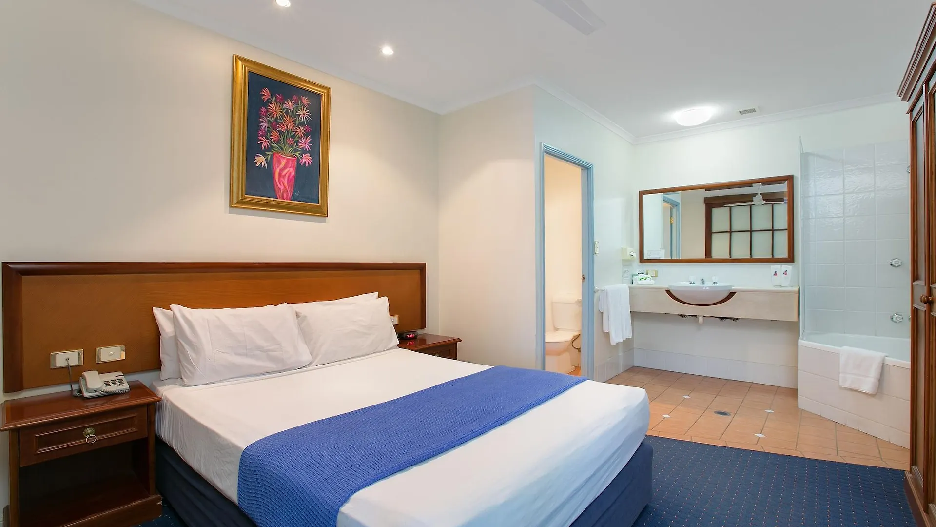 Cairns Southside International Motel 4*,